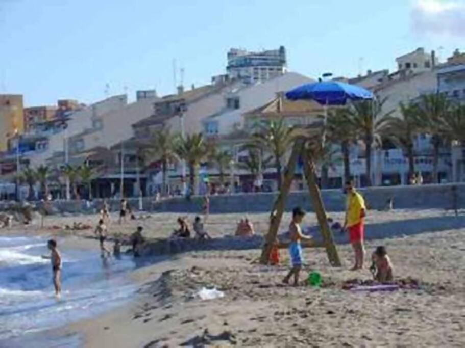 Beachside Apartment In The Centre Of El Campello Zewnętrze zdjęcie