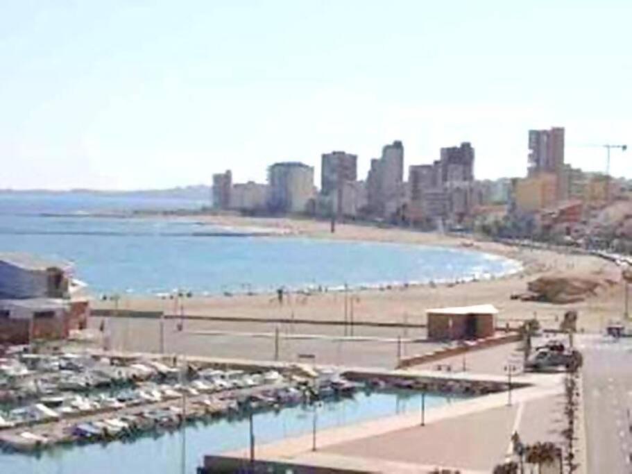 Beachside Apartment In The Centre Of El Campello Zewnętrze zdjęcie