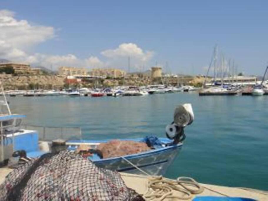 Beachside Apartment In The Centre Of El Campello Zewnętrze zdjęcie
