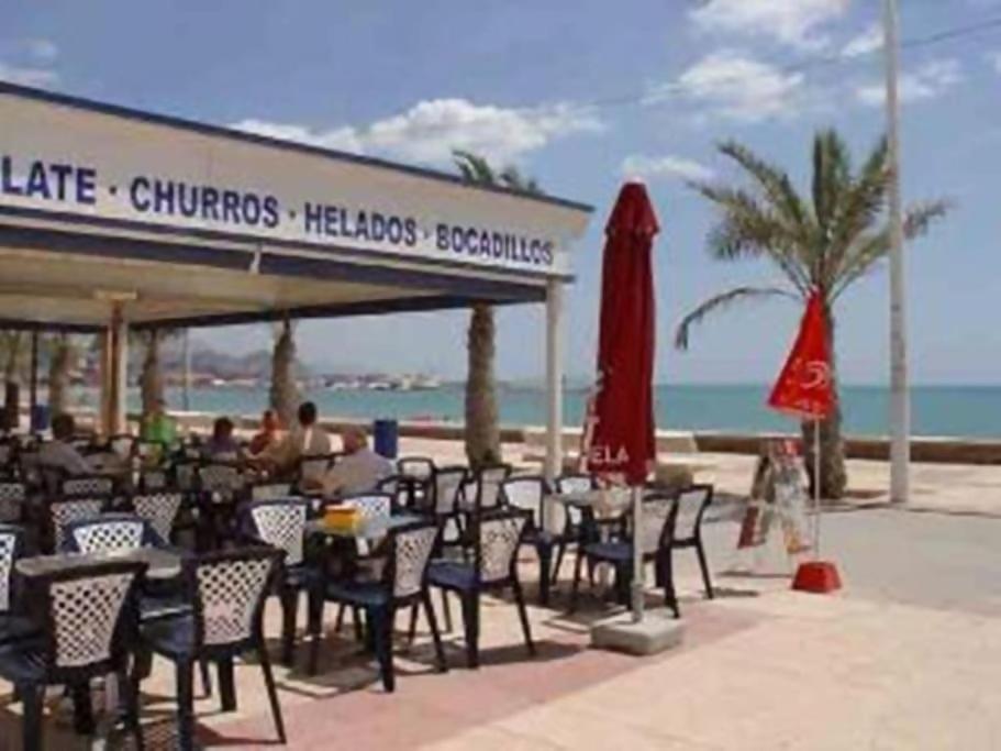 Beachside Apartment In The Centre Of El Campello Zewnętrze zdjęcie